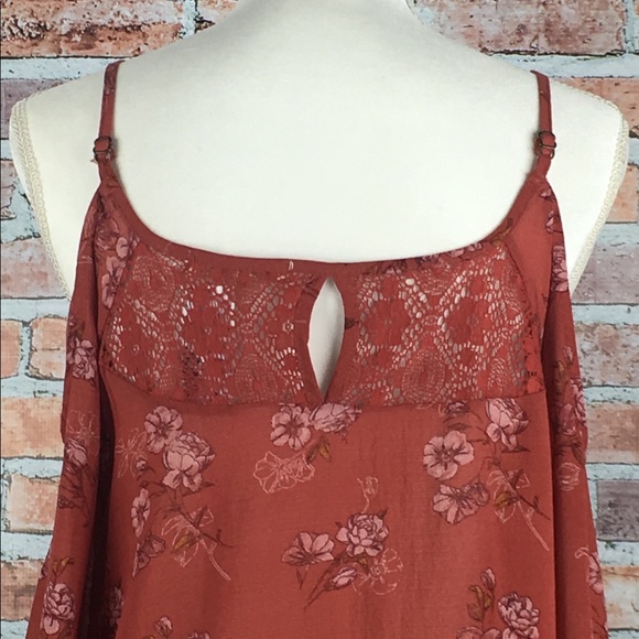 JOLT Cold Shoulder Embroidered Floral Blouse - Picture 6 of 8